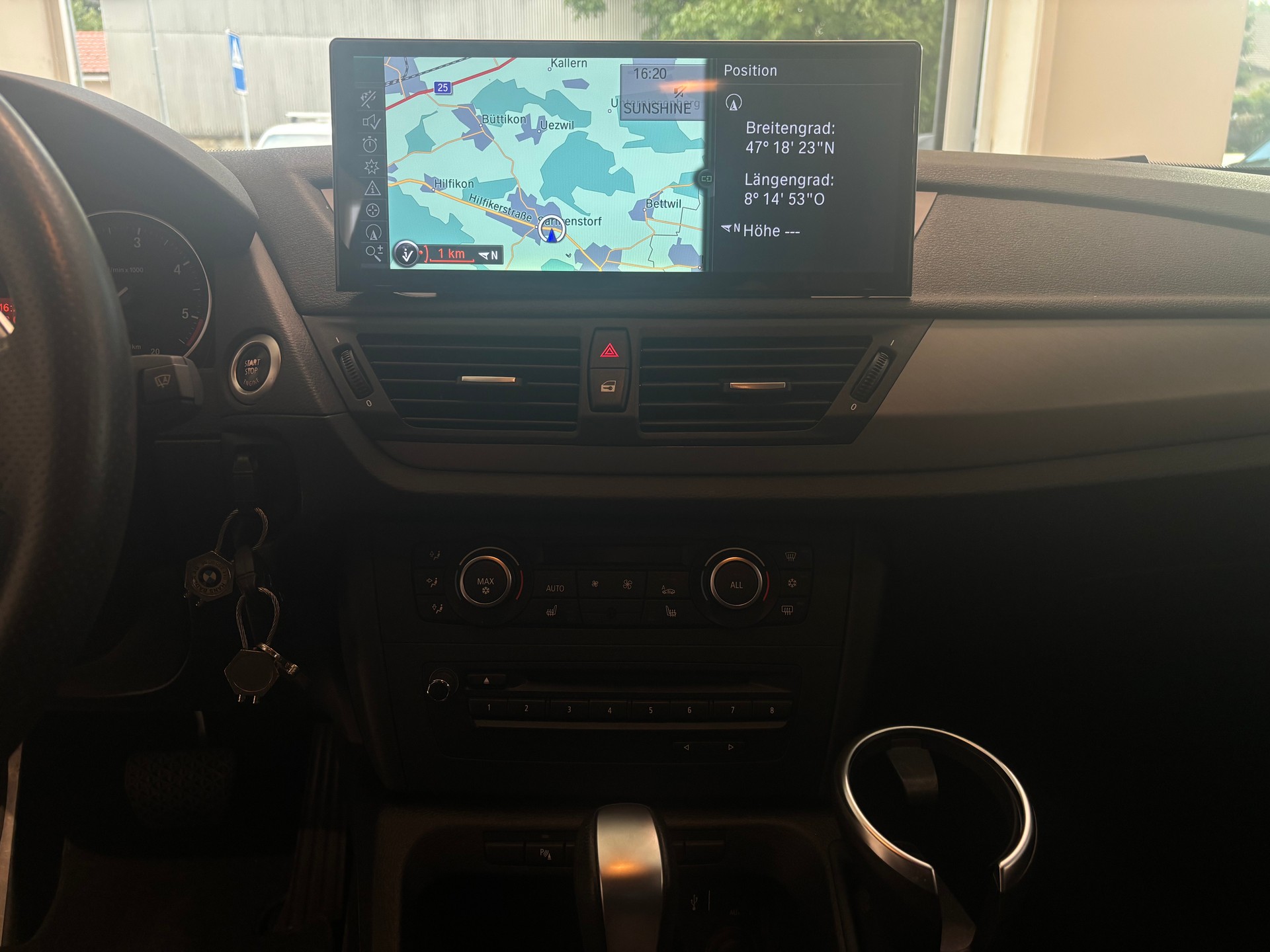 BMW M-Packet X1 xDrive 20d Steptronic-image-12