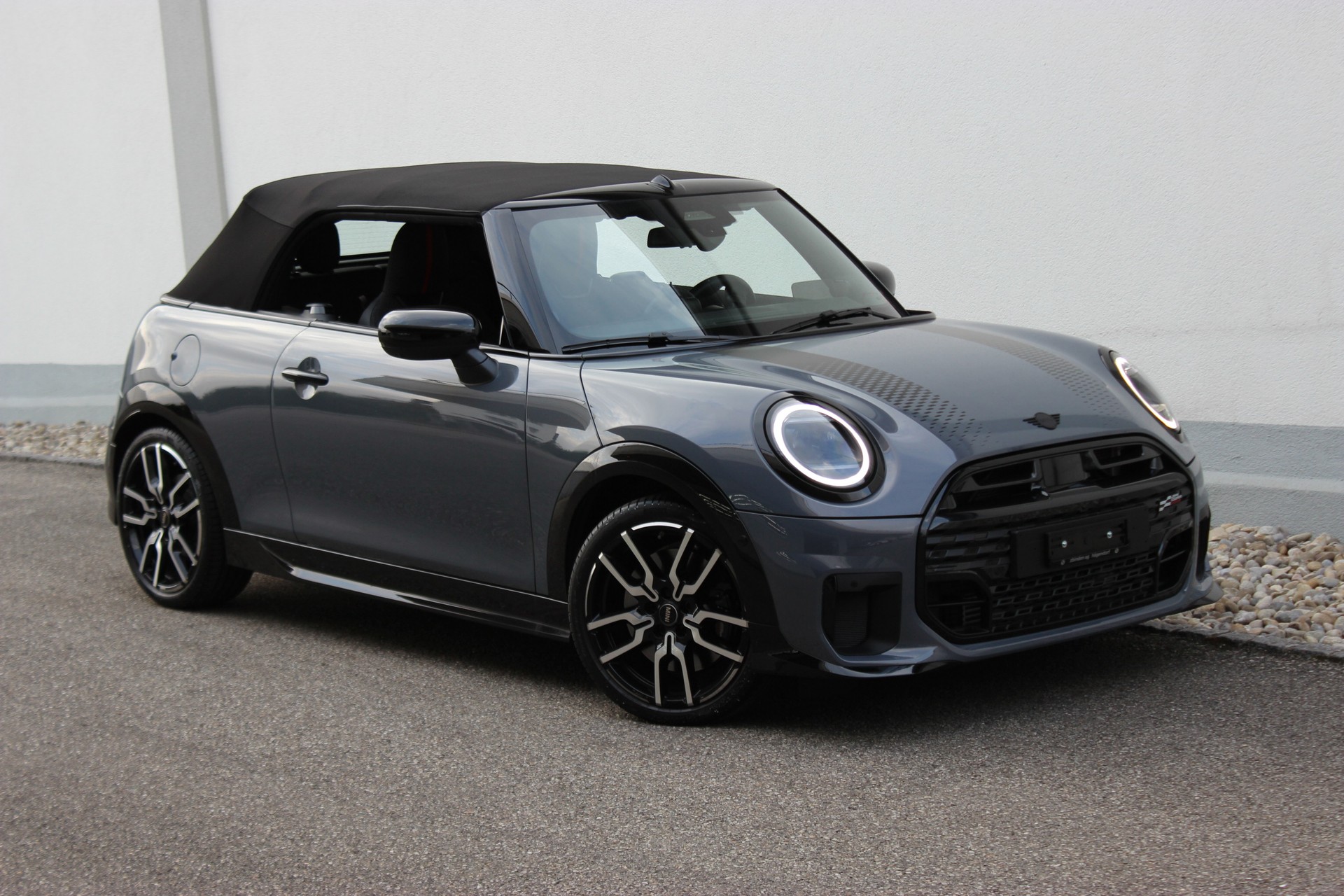 MINI Cooper S Cabriolet John Cooper Works Trim *Paket XL*-image-0