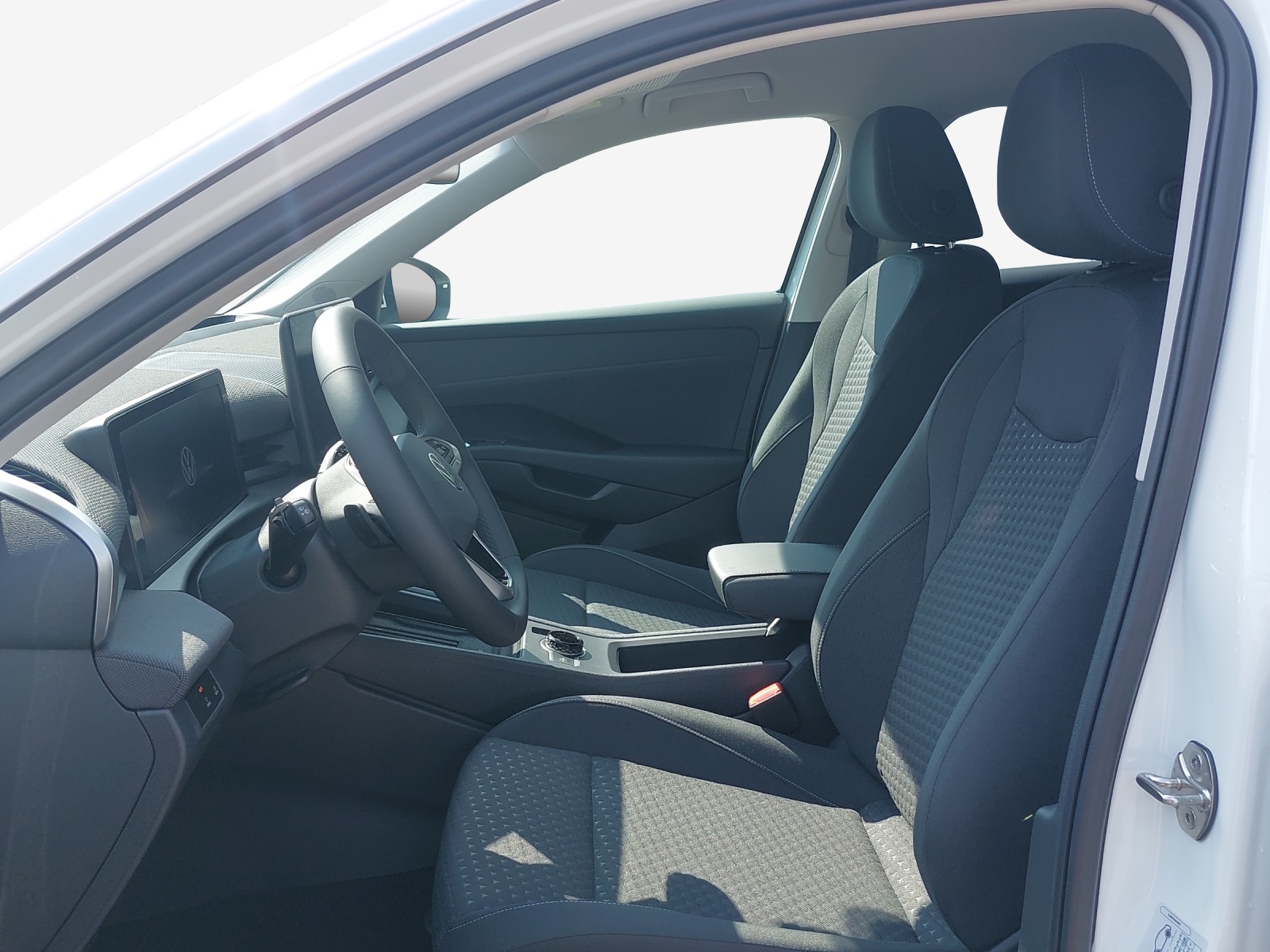 VW T-Roc 1.5 eTSI mHEV Life DSG-image-7