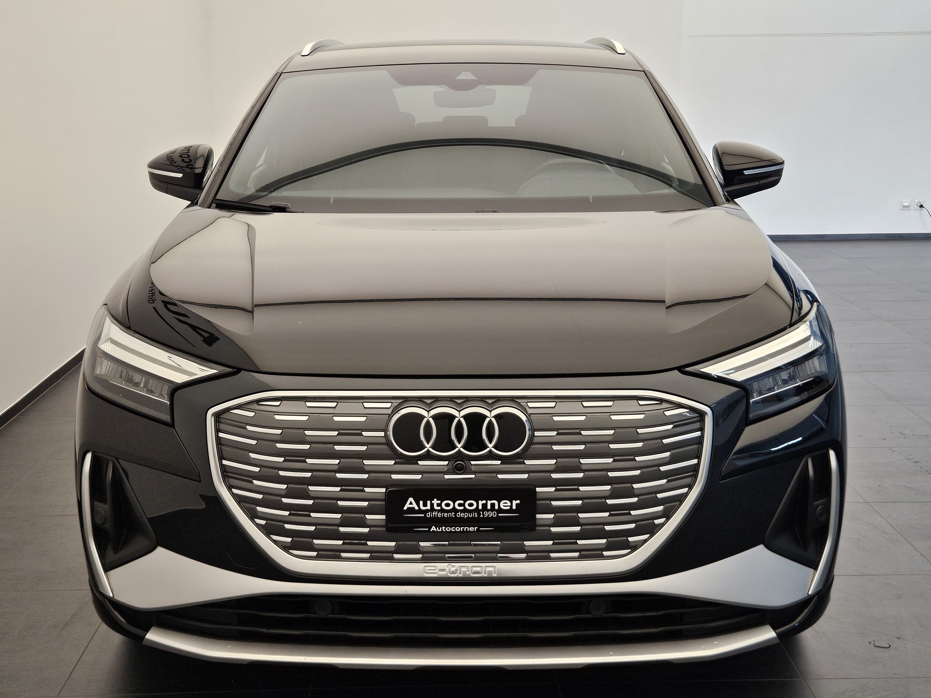 AUDI Q4 e-tron 50 quattro-image-3