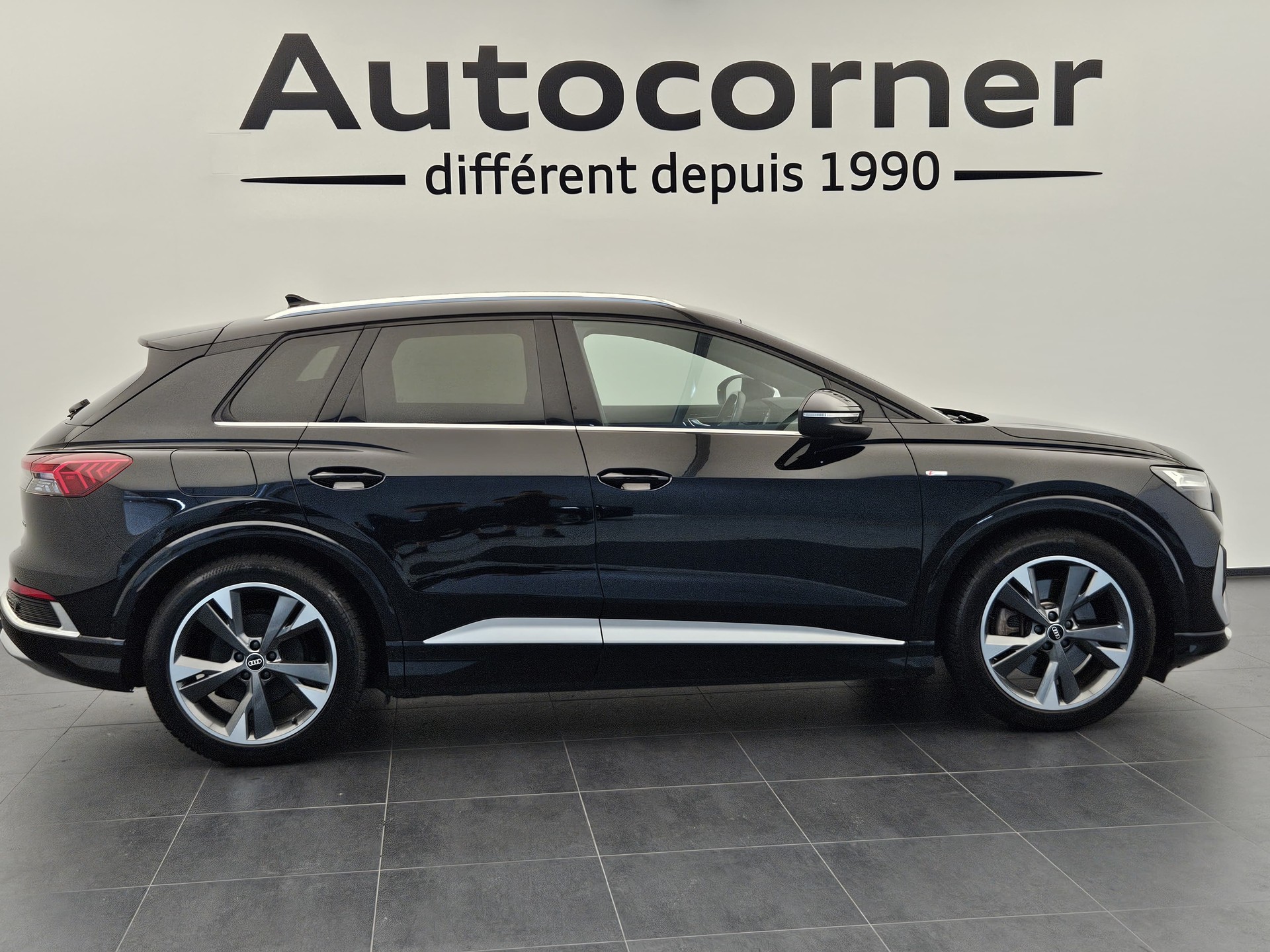 AUDI Q4 e-tron 50 quattro-image-5