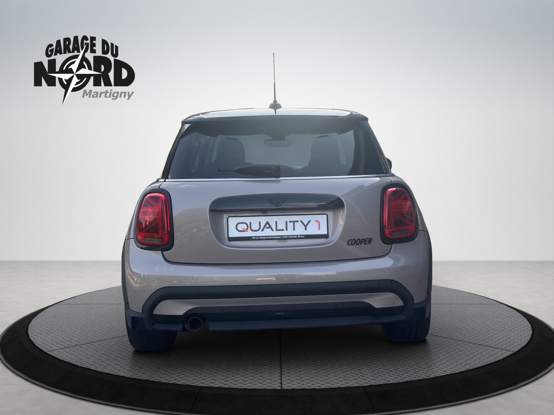 MINI Cooper Steptronic DKG-image-4