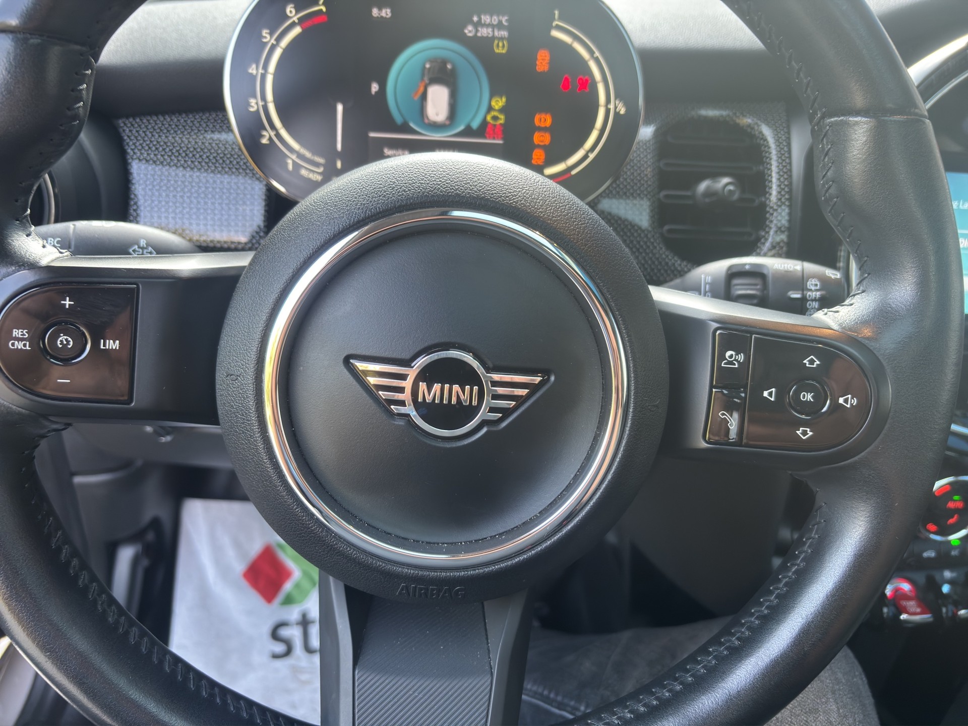 MINI Cooper Steptronic DKG-image-9