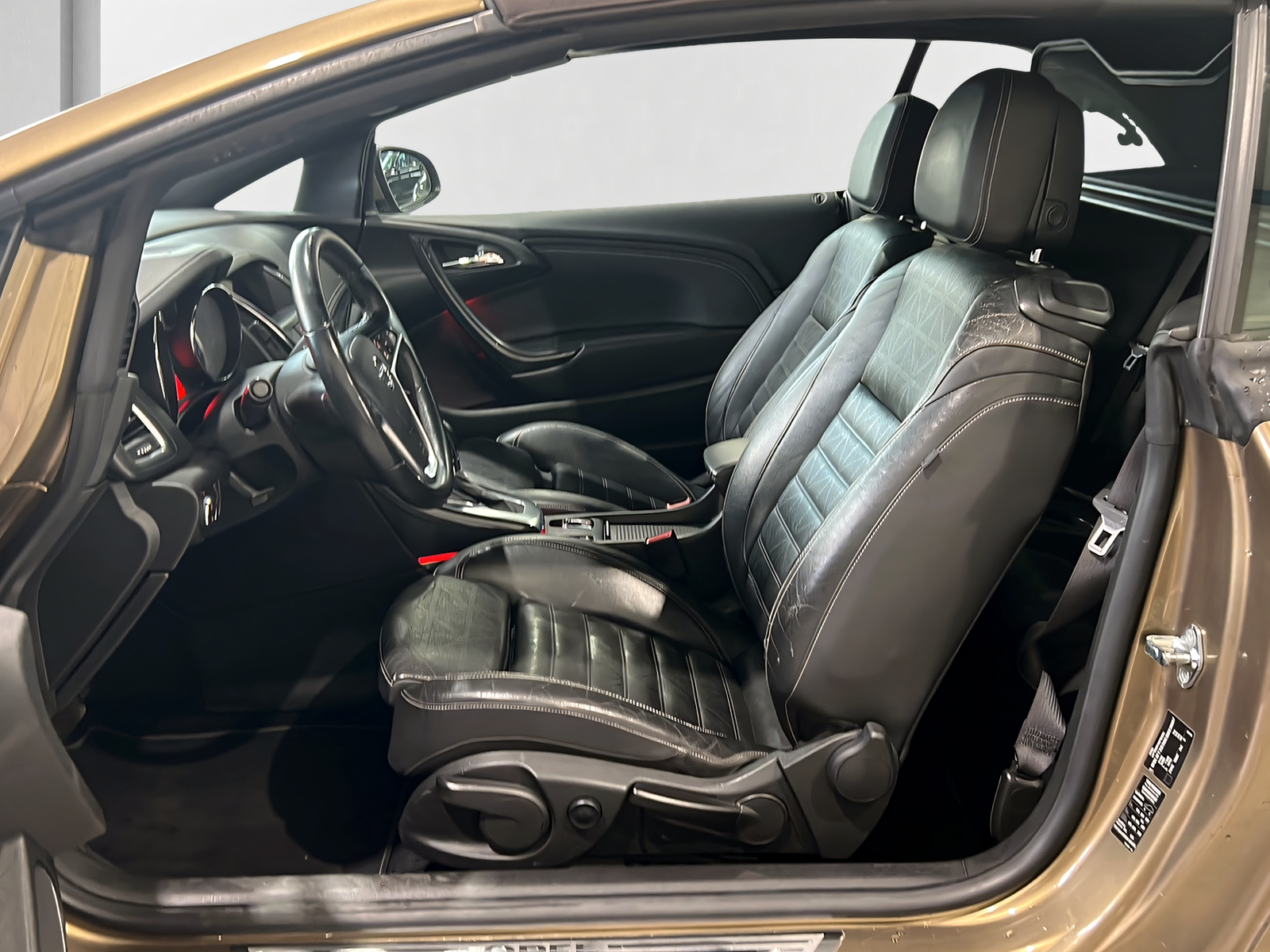 OPEL Cascada 1.6i 16V Automat**Rückfahrtkam,Tempomat,Frisch ab MFK**-image-6