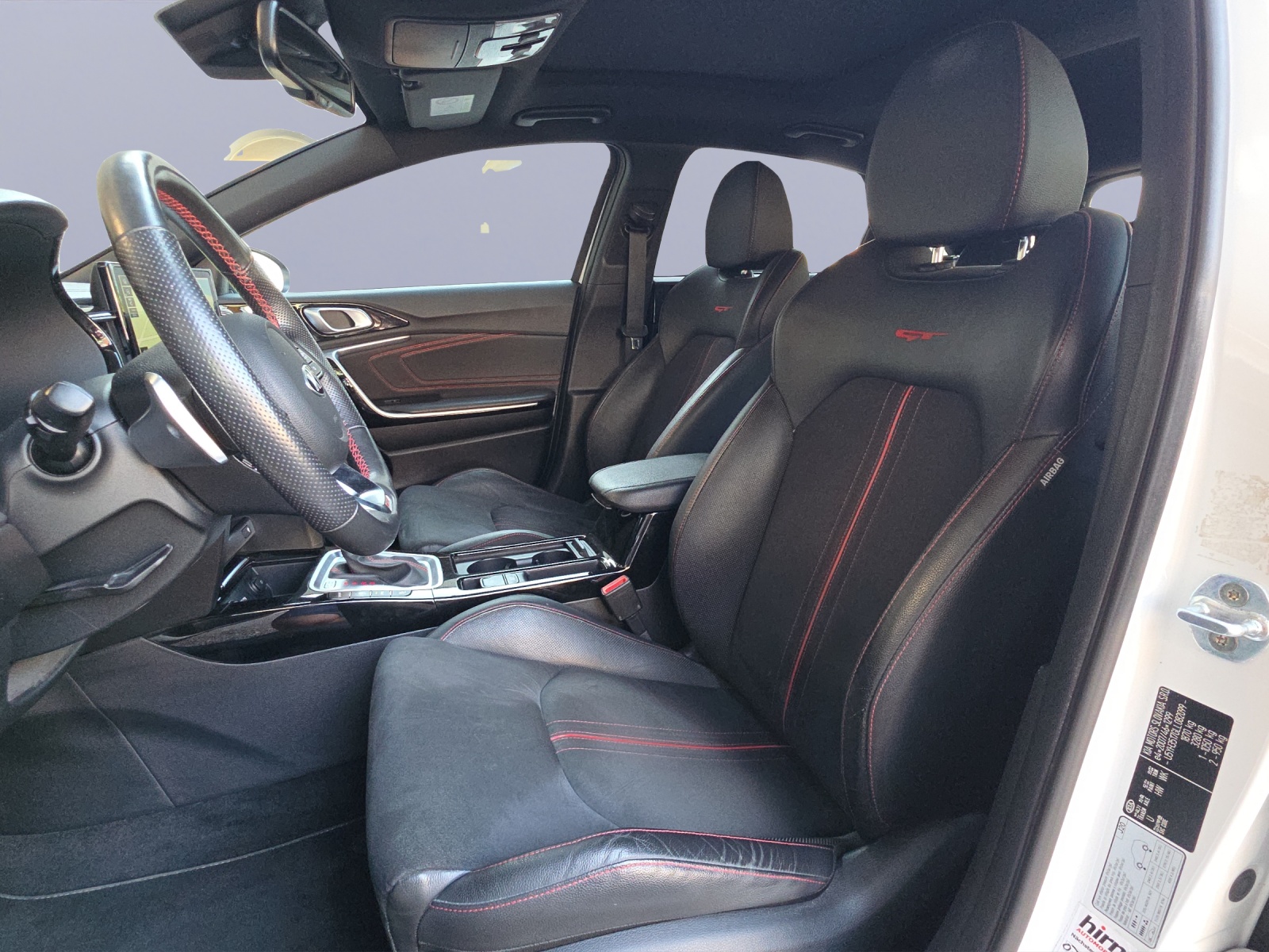 KIA Ceed 1.6 T-GDi GT-image-8