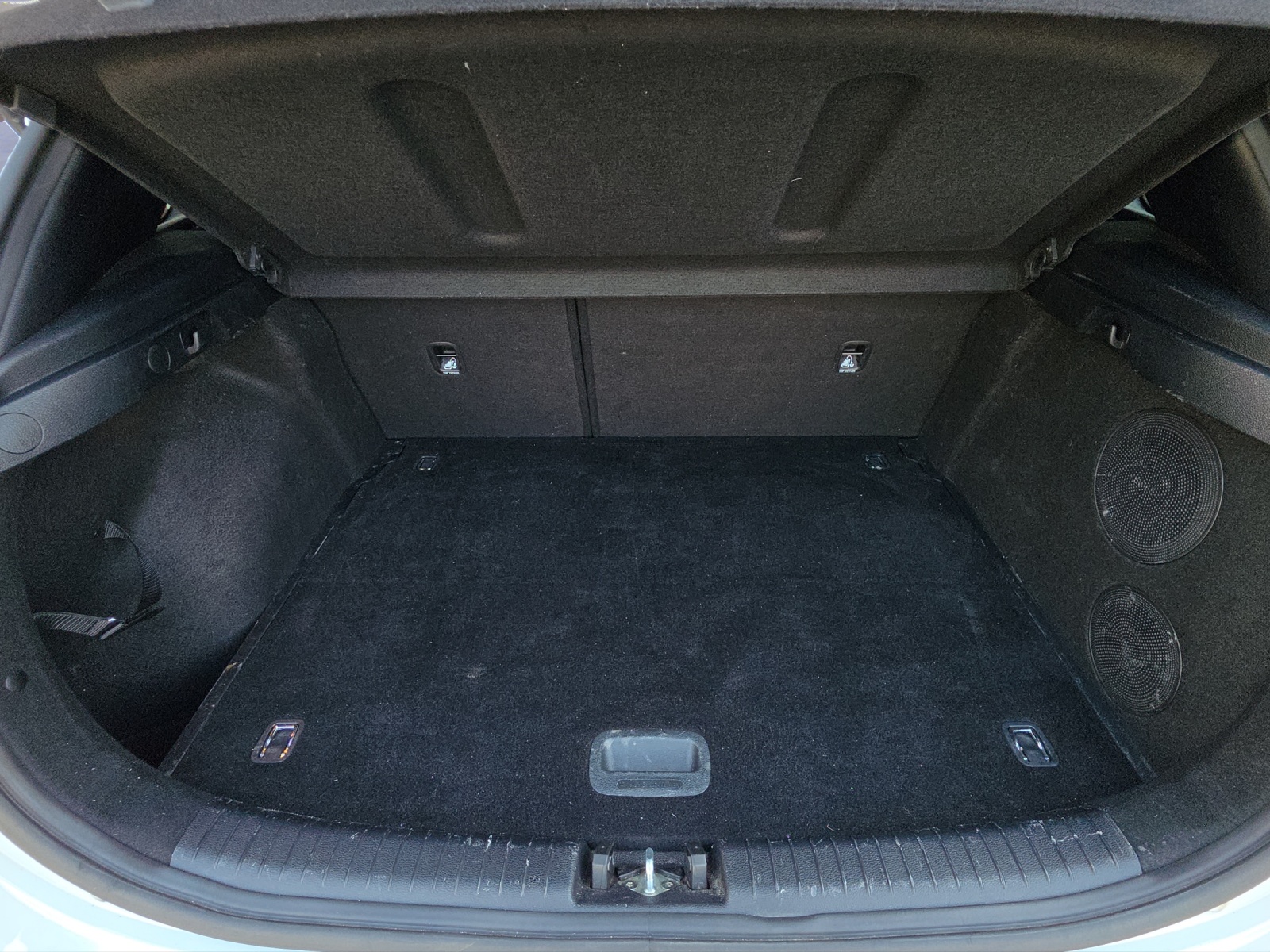 KIA Ceed 1.6 T-GDi GT-image-11