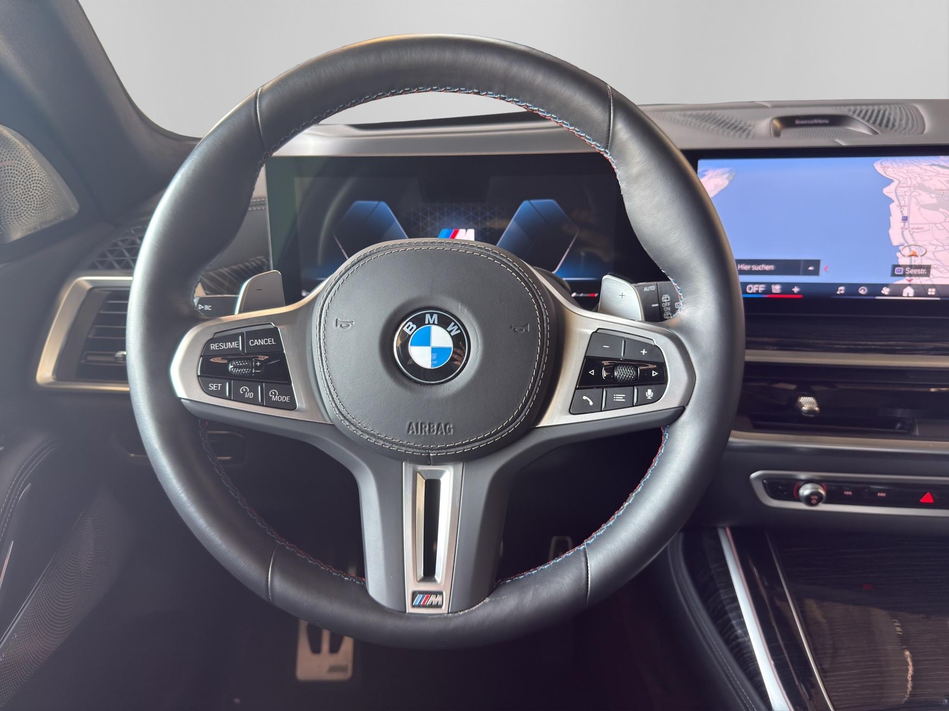 BMW X7 M60i-image-15