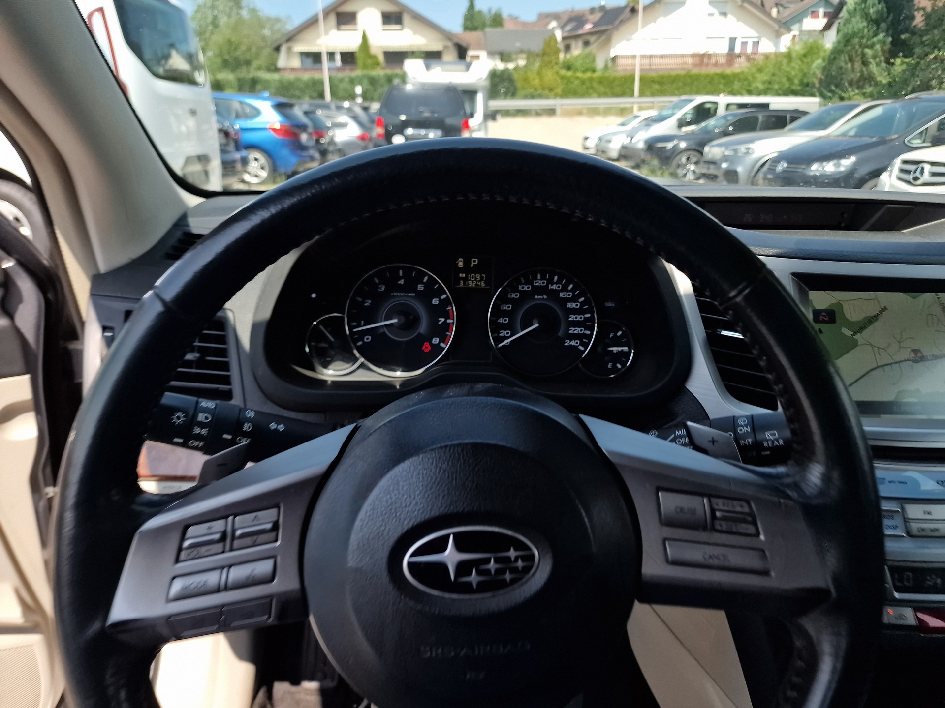 SUBARU Outback 2.5i Limited AWD Lineartronic 12Mt Gara MFK Neu AHK-image-16