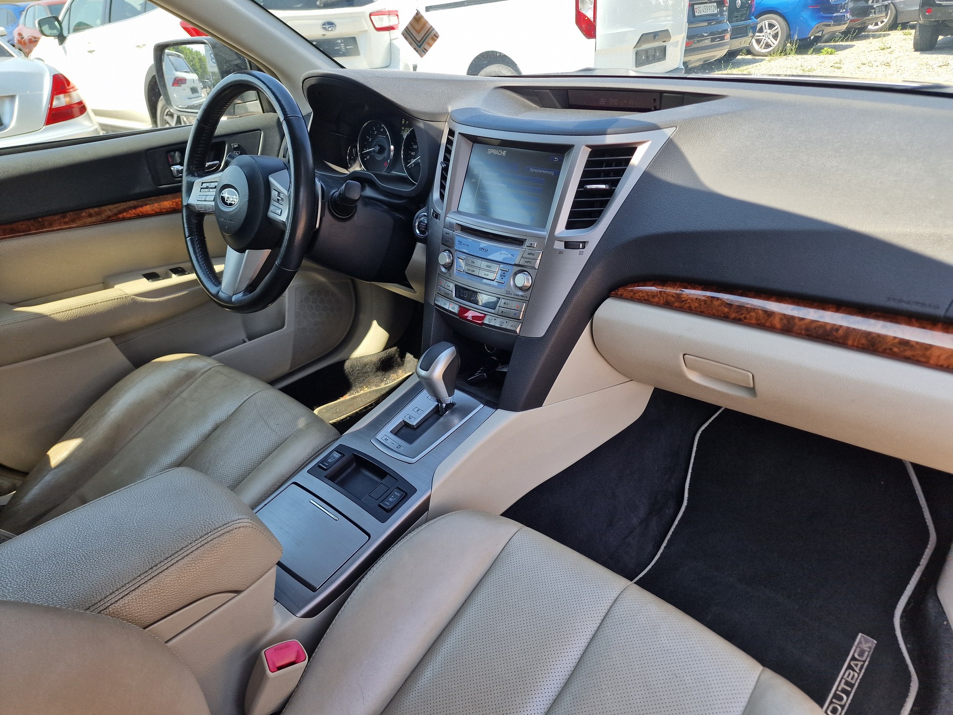 SUBARU Outback 2.5i Limited AWD Lineartronic 12Mt Gara MFK Neu AHK-image-11
