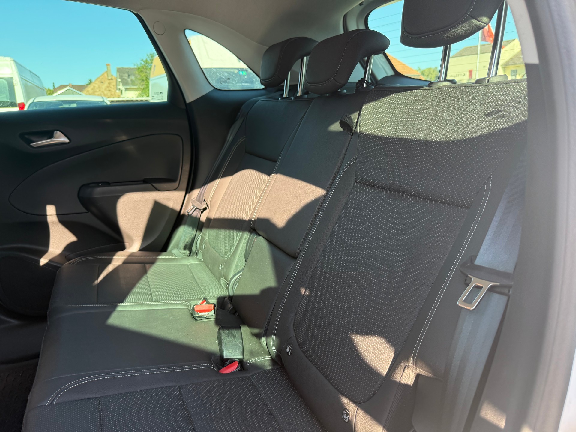 OPEL Crossland X 1.2i Excellence-image-11