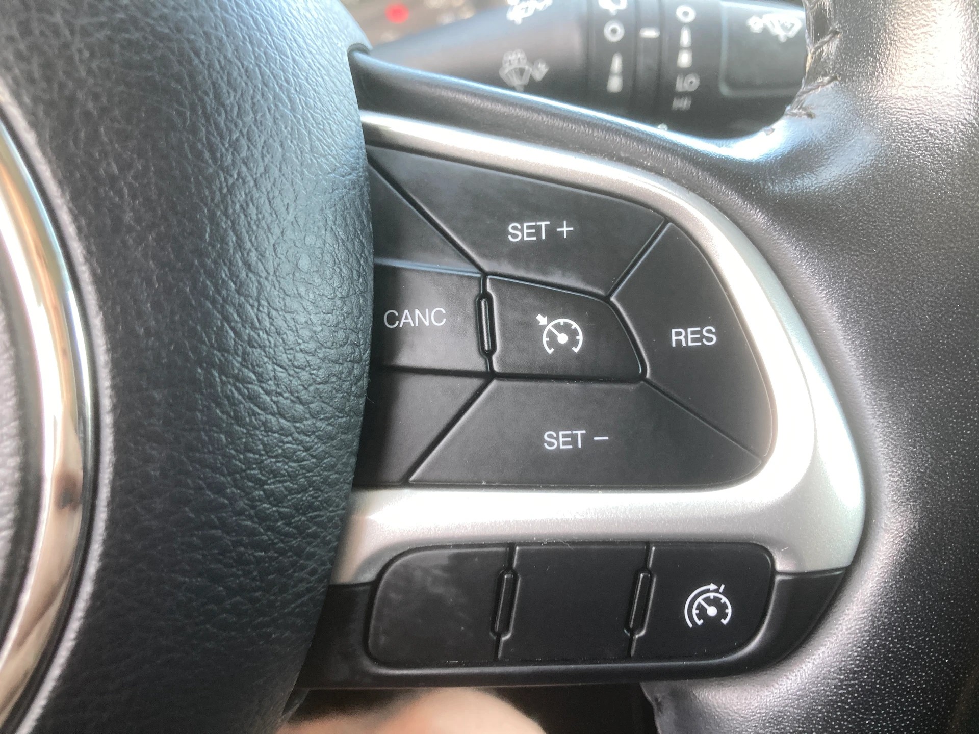 JEEP Compass 2.0CRD Night Eagle AWD 9ATX-image-13