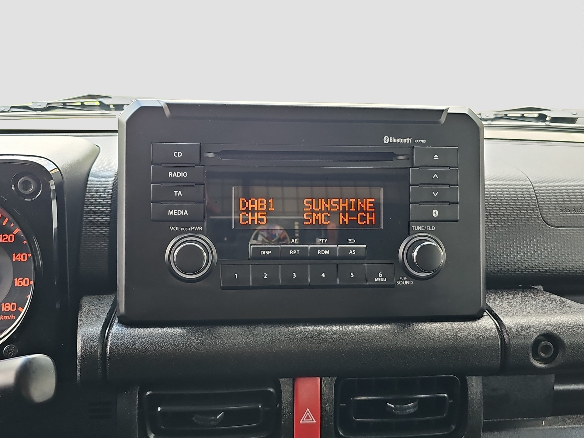 SUZUKI Jimny 1.5 Compact+ 4x4-image-10