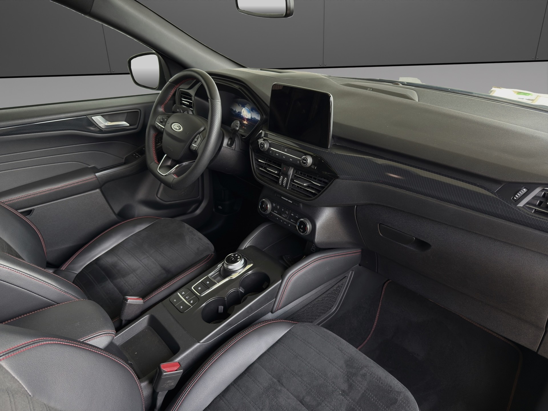 FORD Kuga 2.5 PHEV ST-Line X 2WD-image-12