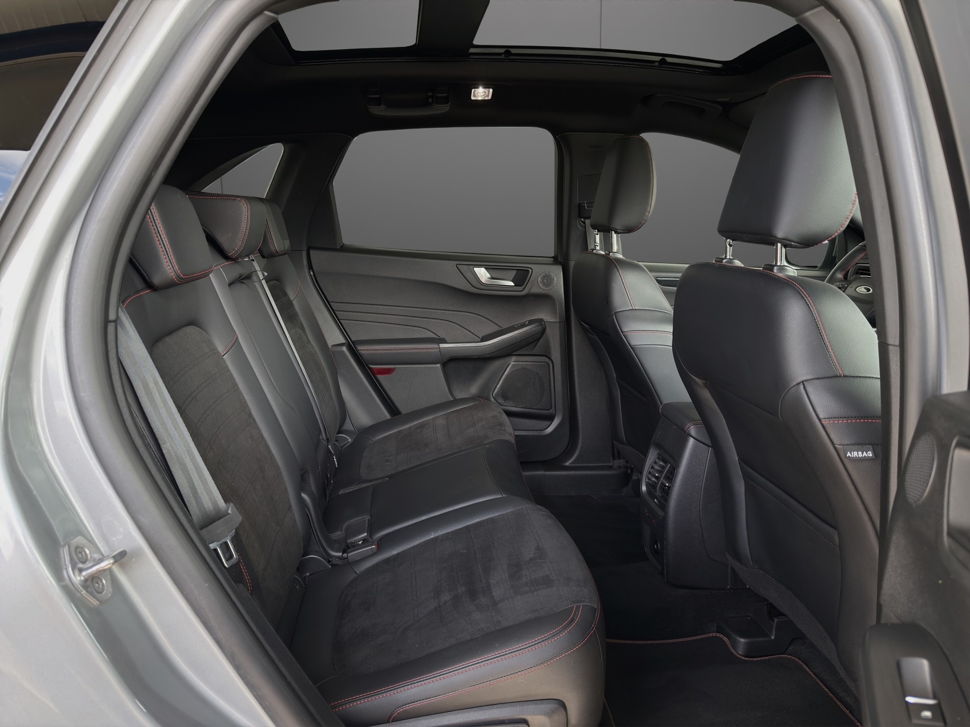 FORD Kuga 2.5 PHEV ST-Line X 2WD-image-10