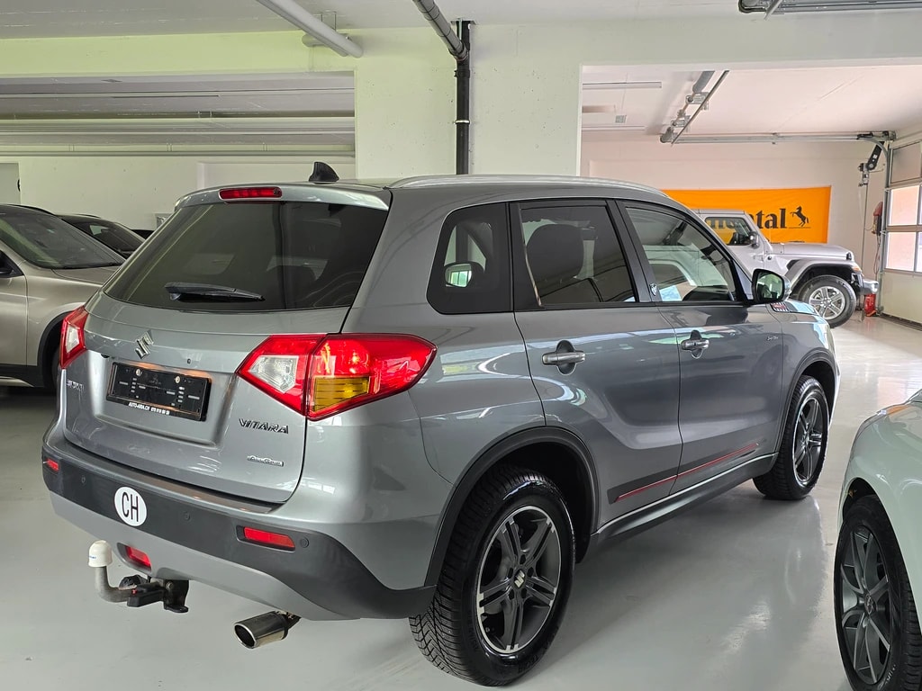 SUZUKI Vitara 1.4 Boosterjet Sergio Cellano Top Automatic-image-6