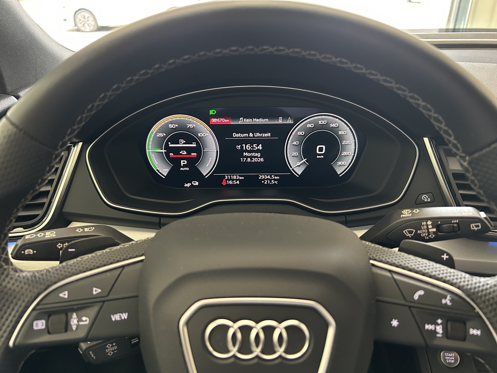 AUDI Q5 50 TFSI e PHEV S line quattro S-tronic - Luftfahrwerk - Matrix-LED - Rückfahrkamera - elektrische Sitze-image-8