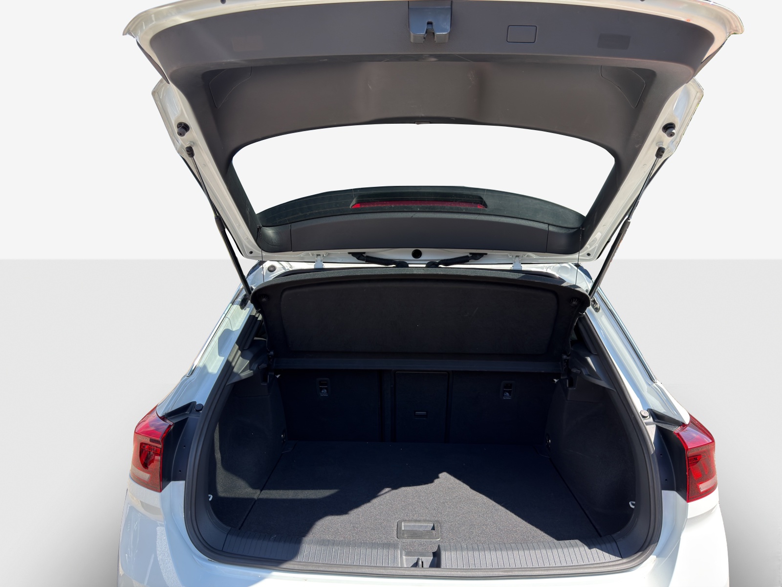 VW T-Roc 2.0 TSI R-Line DSG 4Motion-image-12