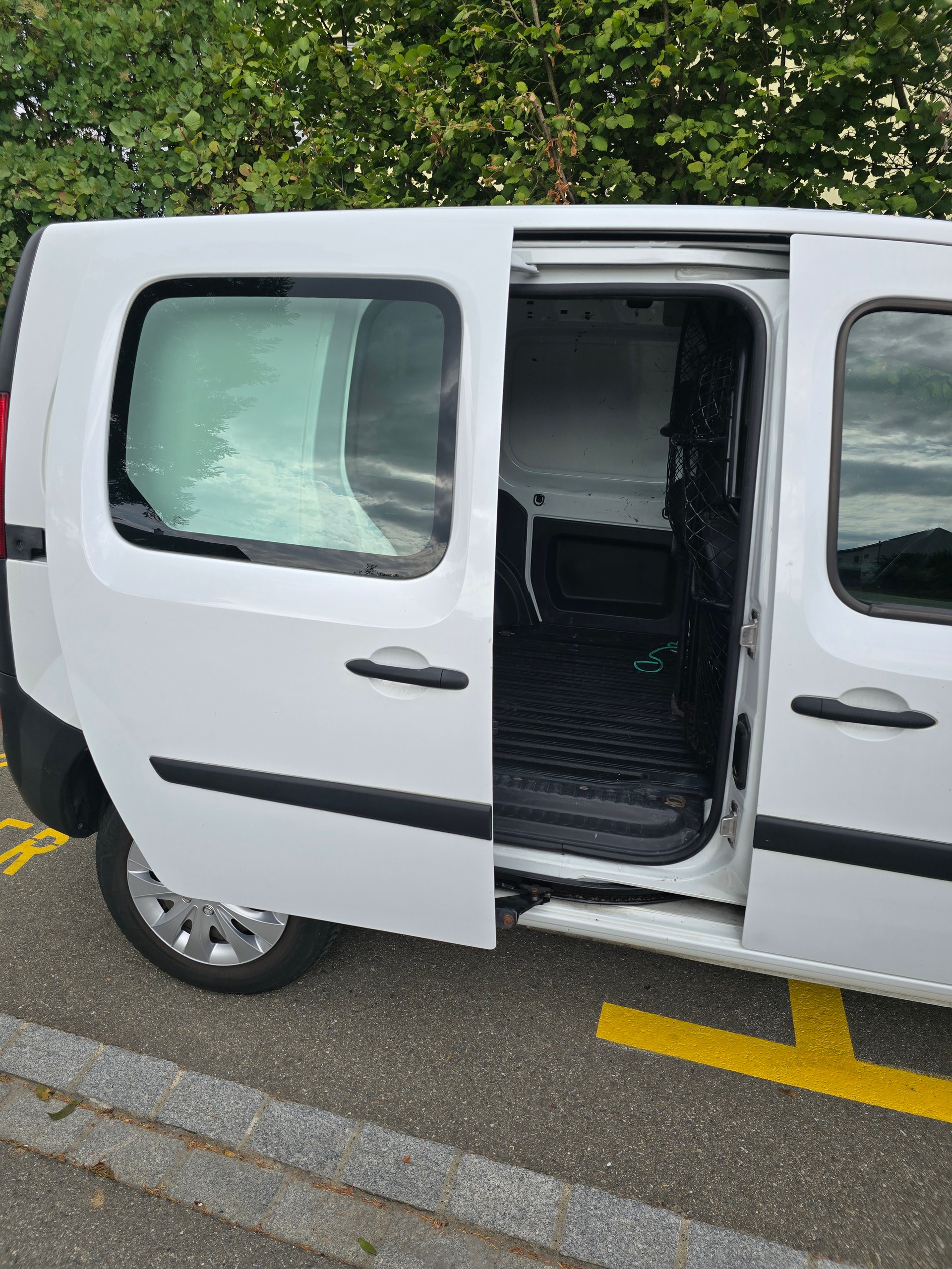 RENAULT 1.6 16V 105 Express-image-5