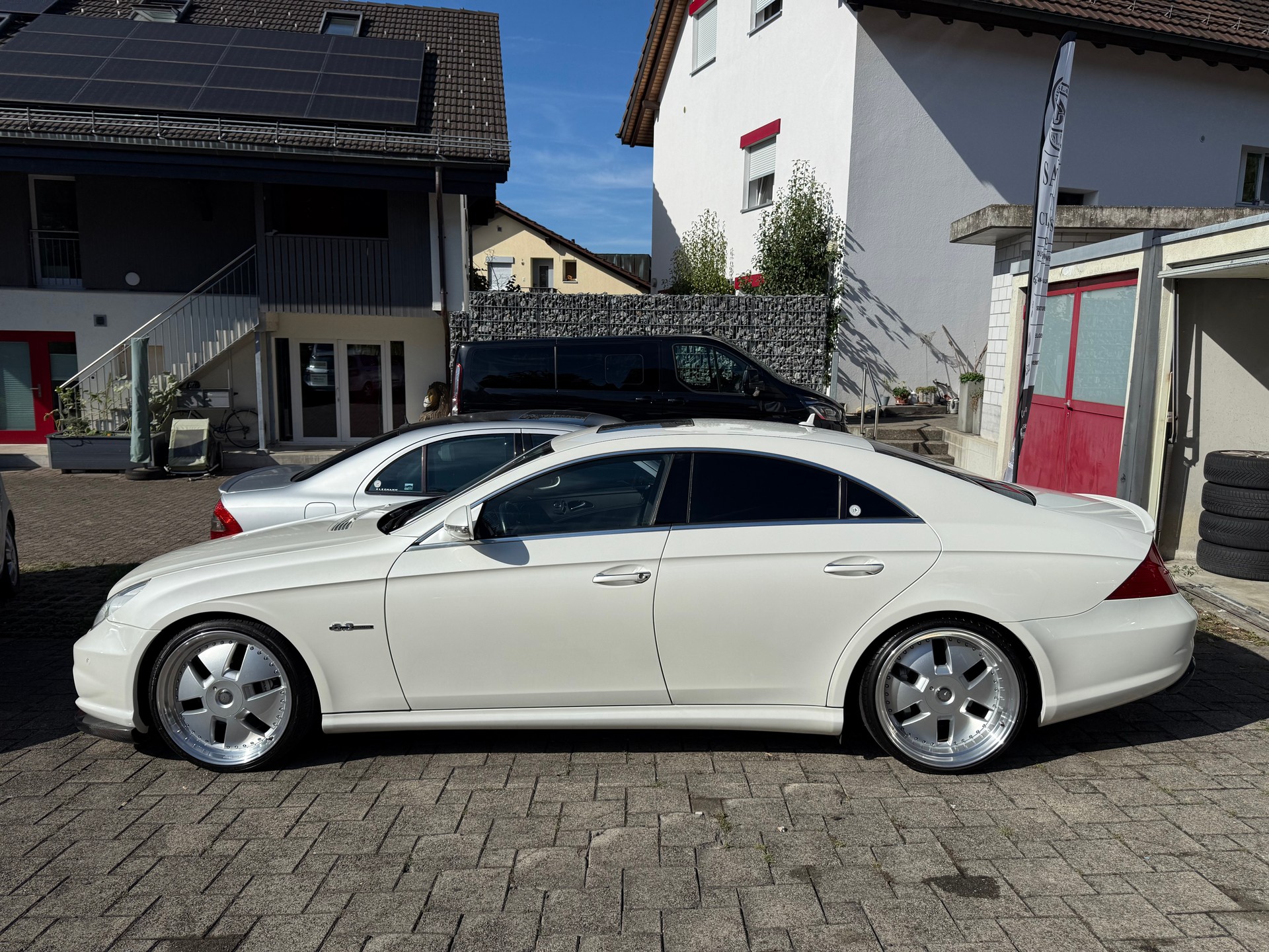 MERCEDES-BENZ CLS 63 AMG 7G-Tronic-image-13