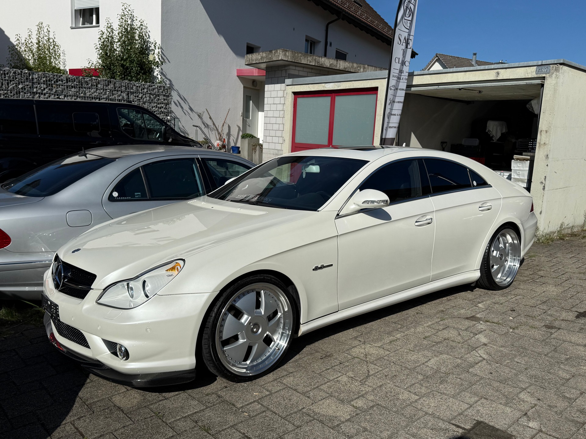MERCEDES-BENZ CLS 63 AMG 7G-Tronic-image-14