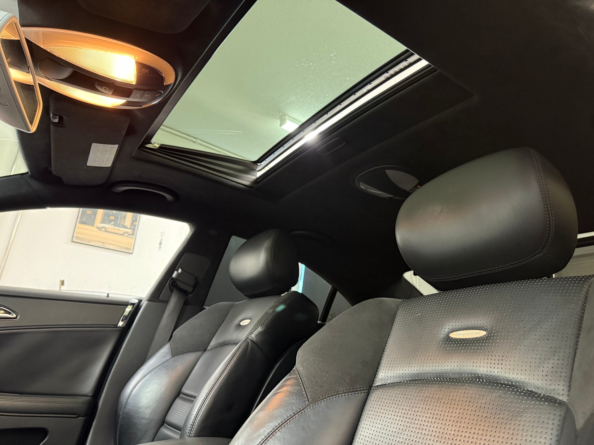 MERCEDES-BENZ CLS 63 AMG 7G-Tronic-image-6
