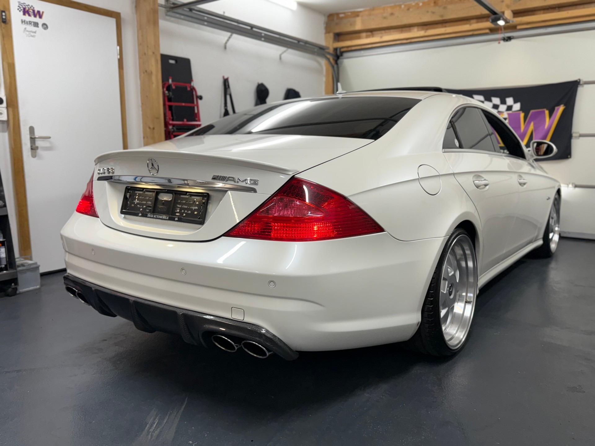 MERCEDES-BENZ CLS 63 AMG 7G-Tronic-image-2