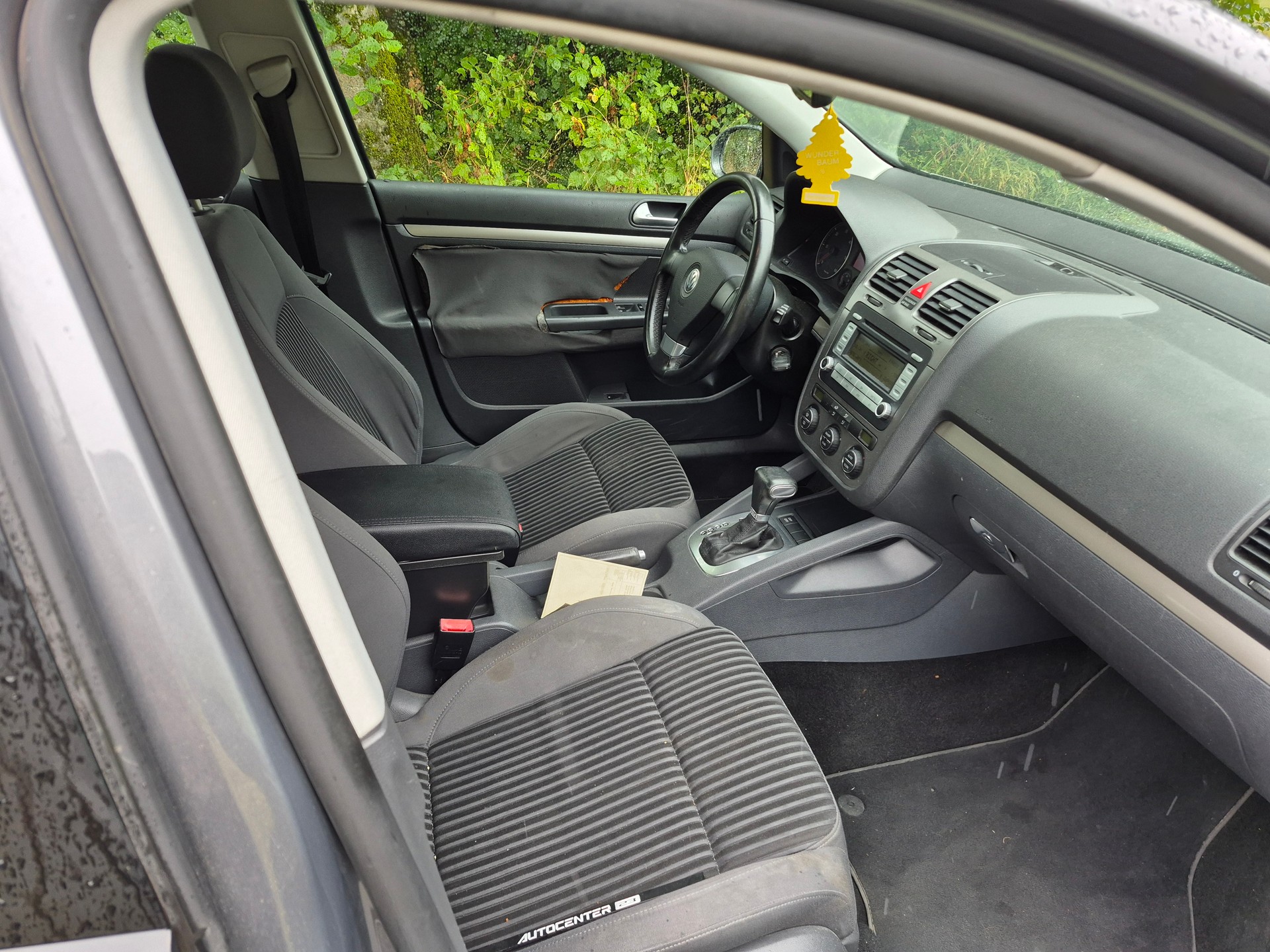VW Golf 2.0 TDI Sport DSG-image-6