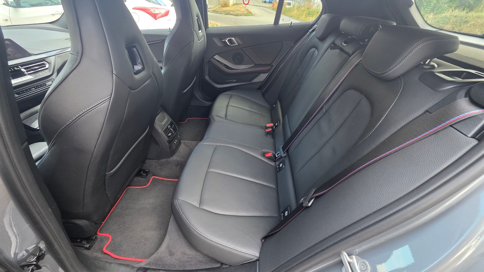 BMW 128ti M Sport Pro Steptronic-image-14