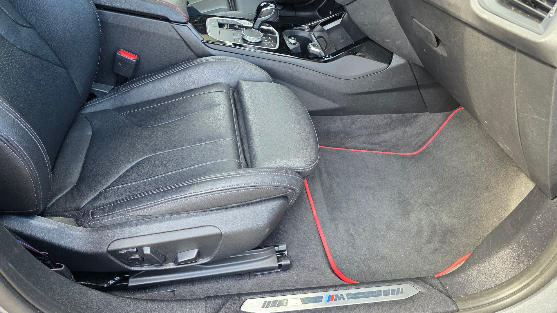 BMW 128ti M Sport Pro Steptronic-image-13