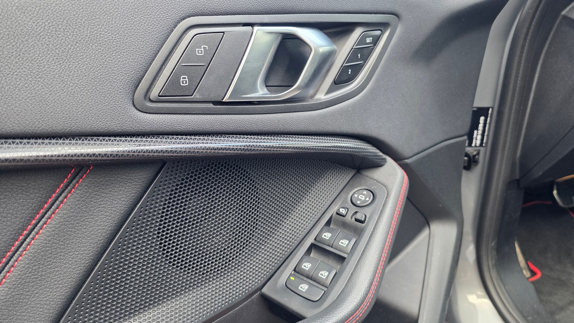 BMW 128ti M Sport Pro Steptronic-image-15