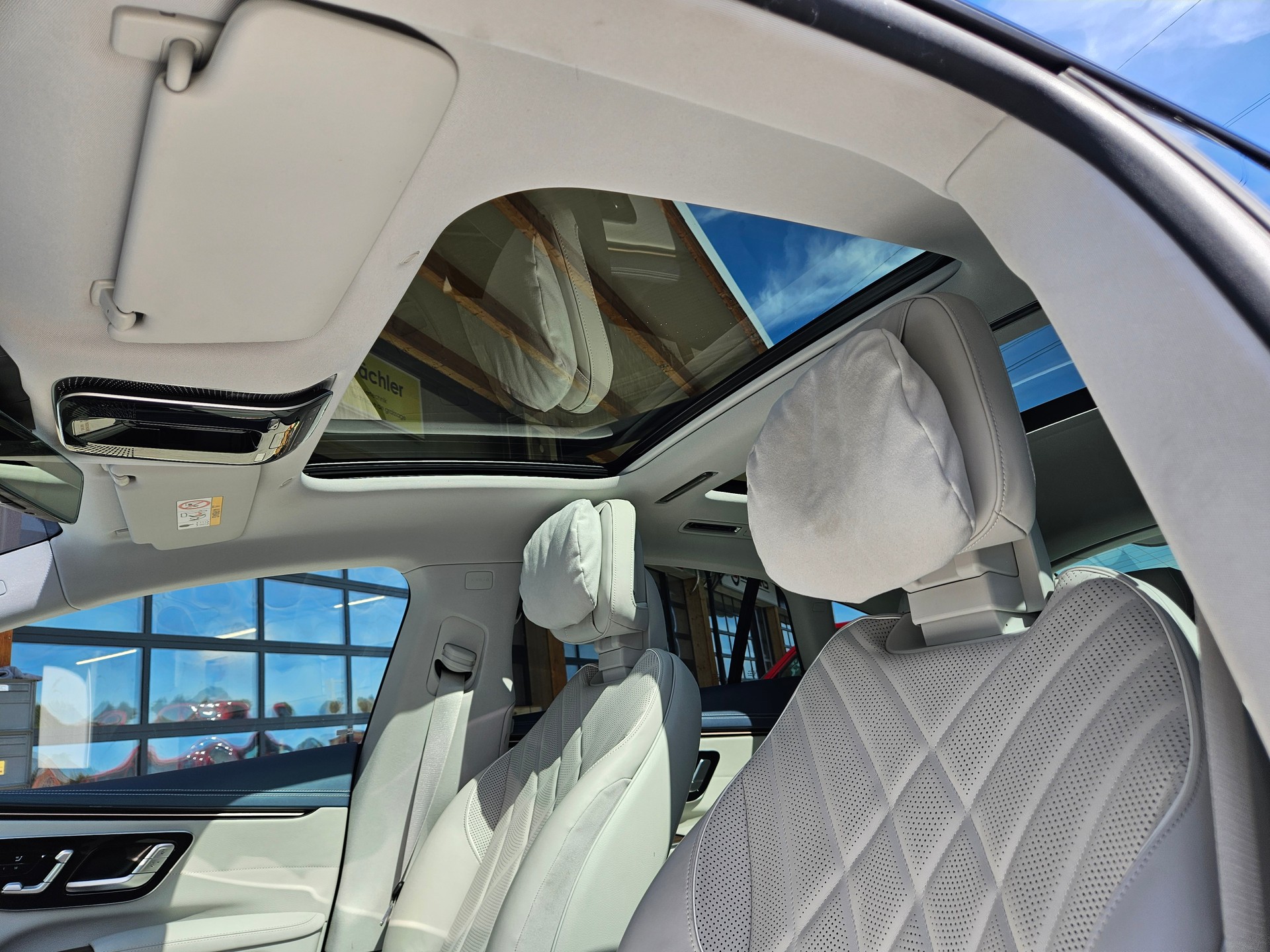 MERCEDES-BENZ EQS 580 4Matic Edition 1 Premium-Paket-image-14