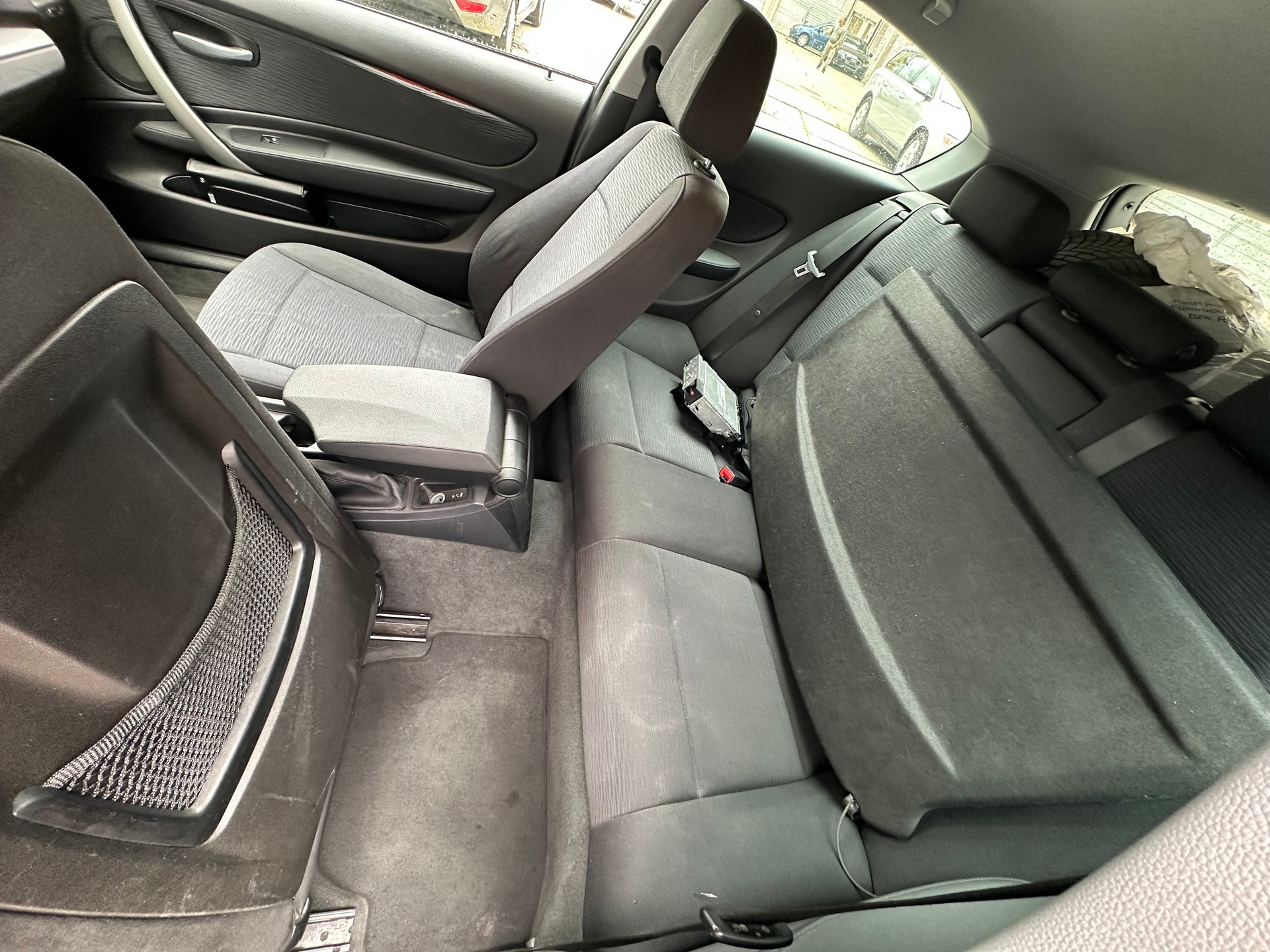 BMW 116i-image-7