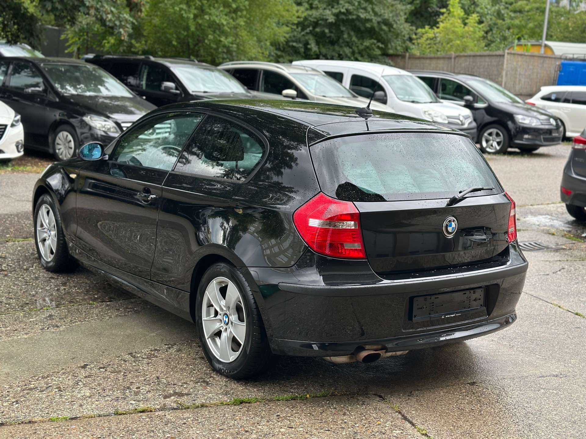BMW 116i-image-3
