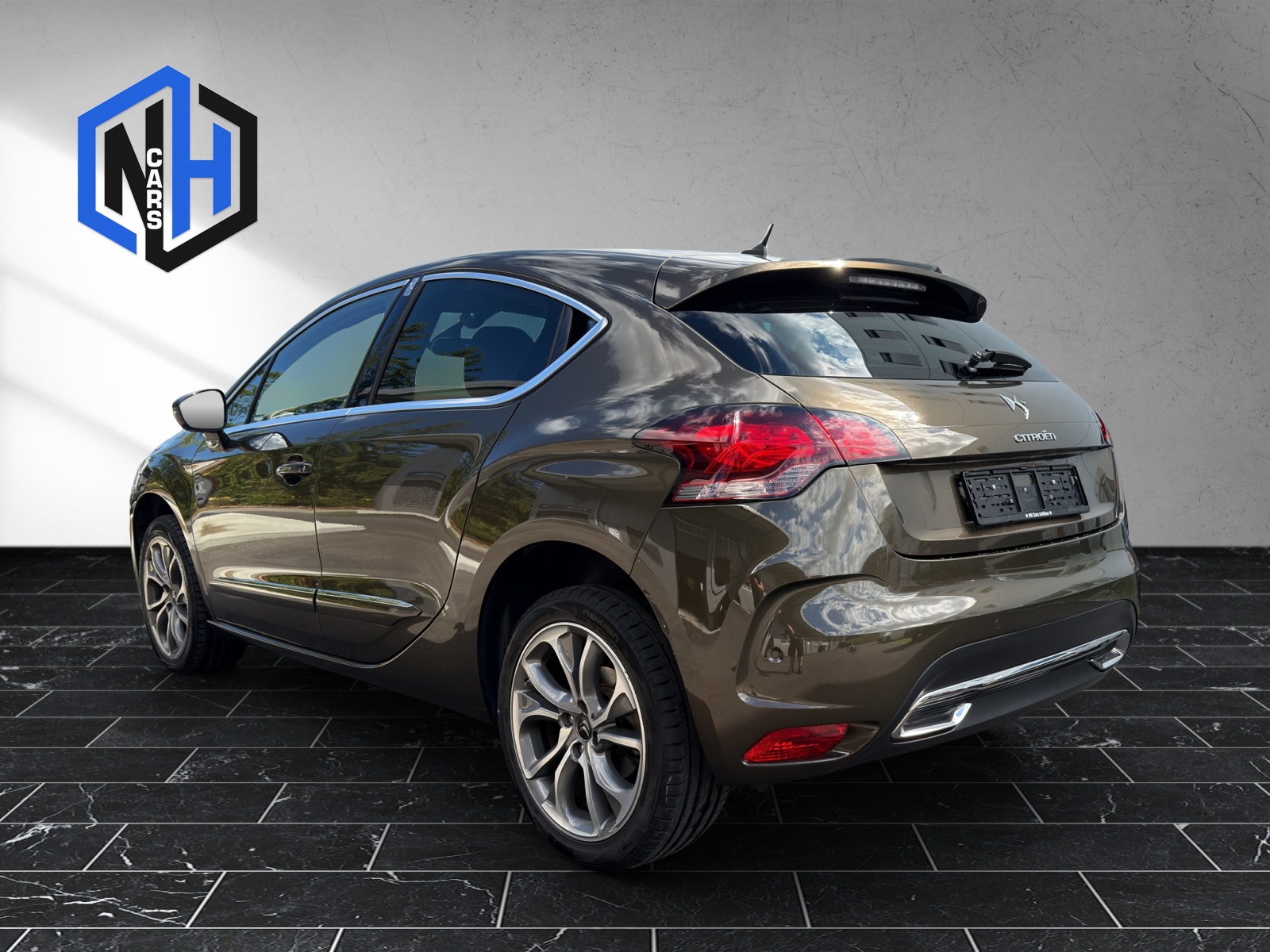 DS AUTOMOBILES DS4 1.6 THP Faubourg Addict Automatic-image-5