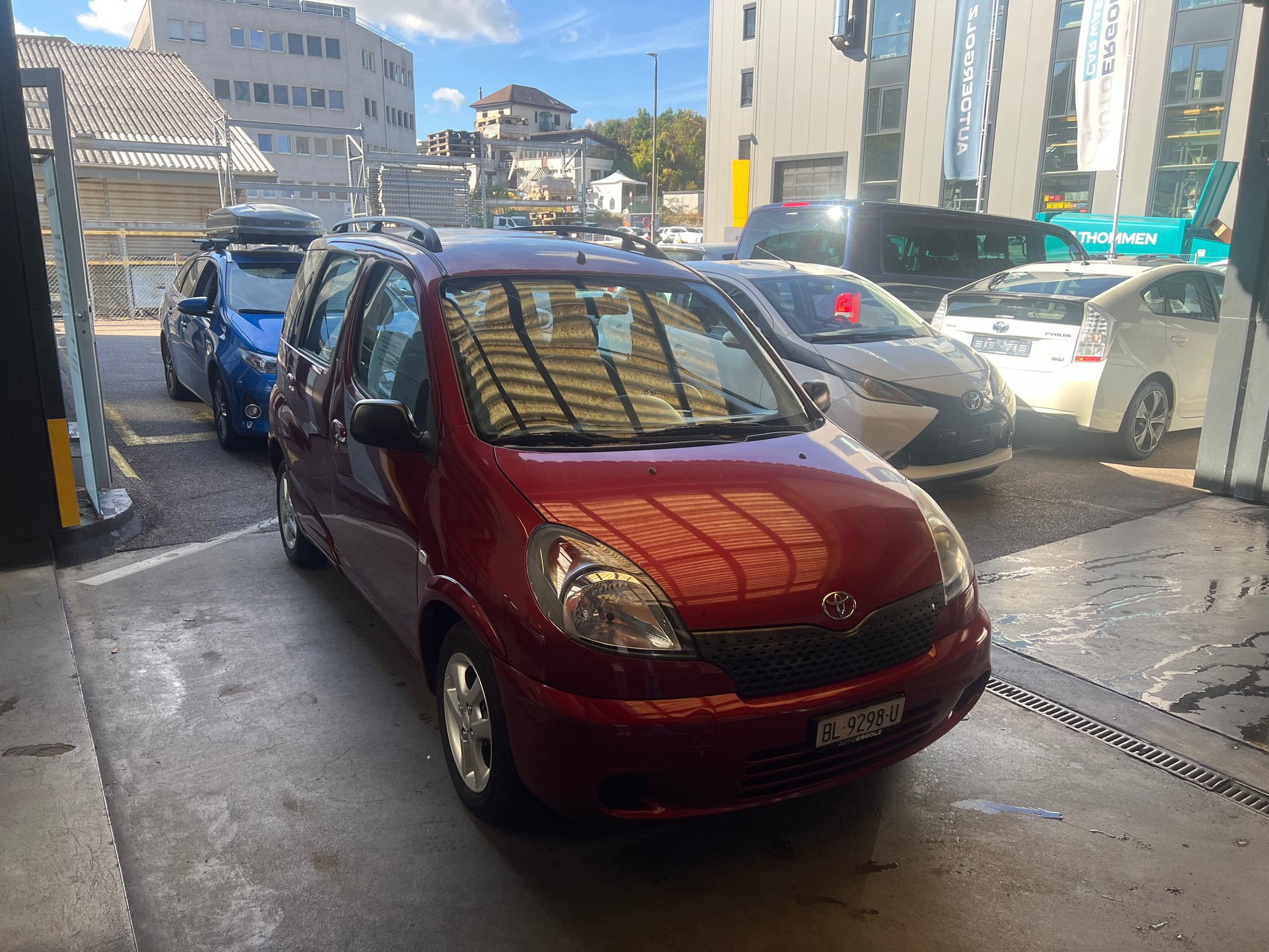 TOYOTA Yaris Verso 1.3 Linea Sol-image-2