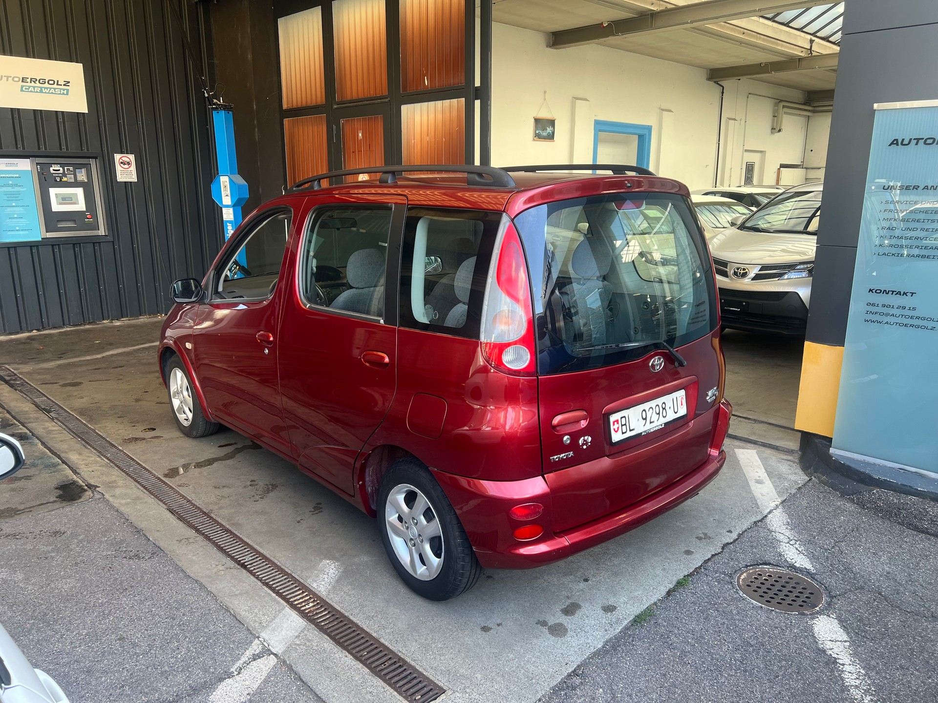 TOYOTA Yaris Verso 1.3 Linea Sol-image-1