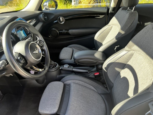 MINI 1.5i Cooper-image-3