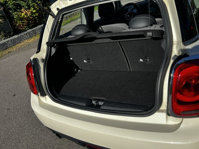 MINI 1.5i Cooper-image-4