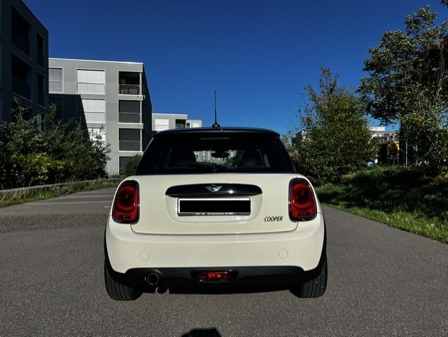 MINI 1.5i Cooper-image-2