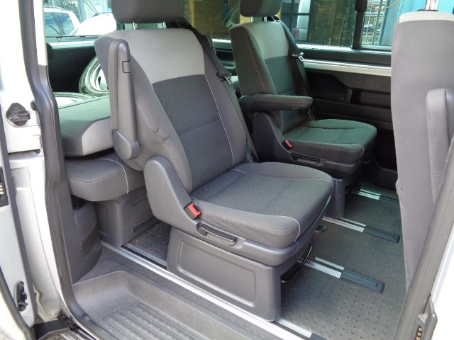 VW T5 Multivan 2.0 TDI CR Startline 4Motion-image-9