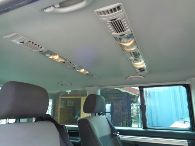 VW T5 Multivan 2.0 TDI CR Startline 4Motion-image-10