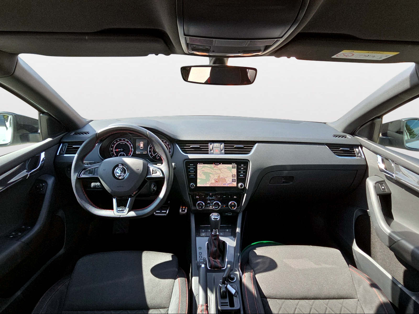 SKODA Octavia Combi 2.0 TDI RS 4x4 DSG-image-3