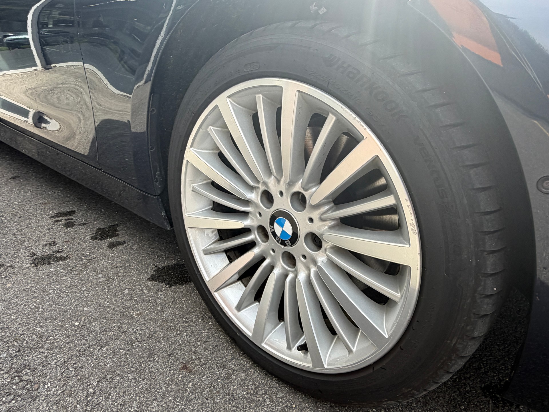 BMW 330d xDrive Touring Luxury Line Steptronic-image-16