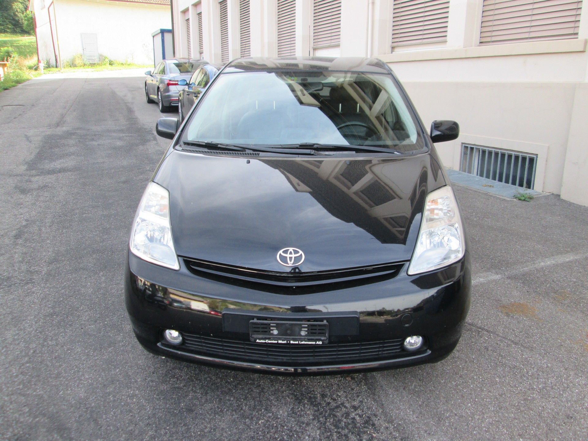TOYOTA Prius 1.5 16V Hybrid-image-1