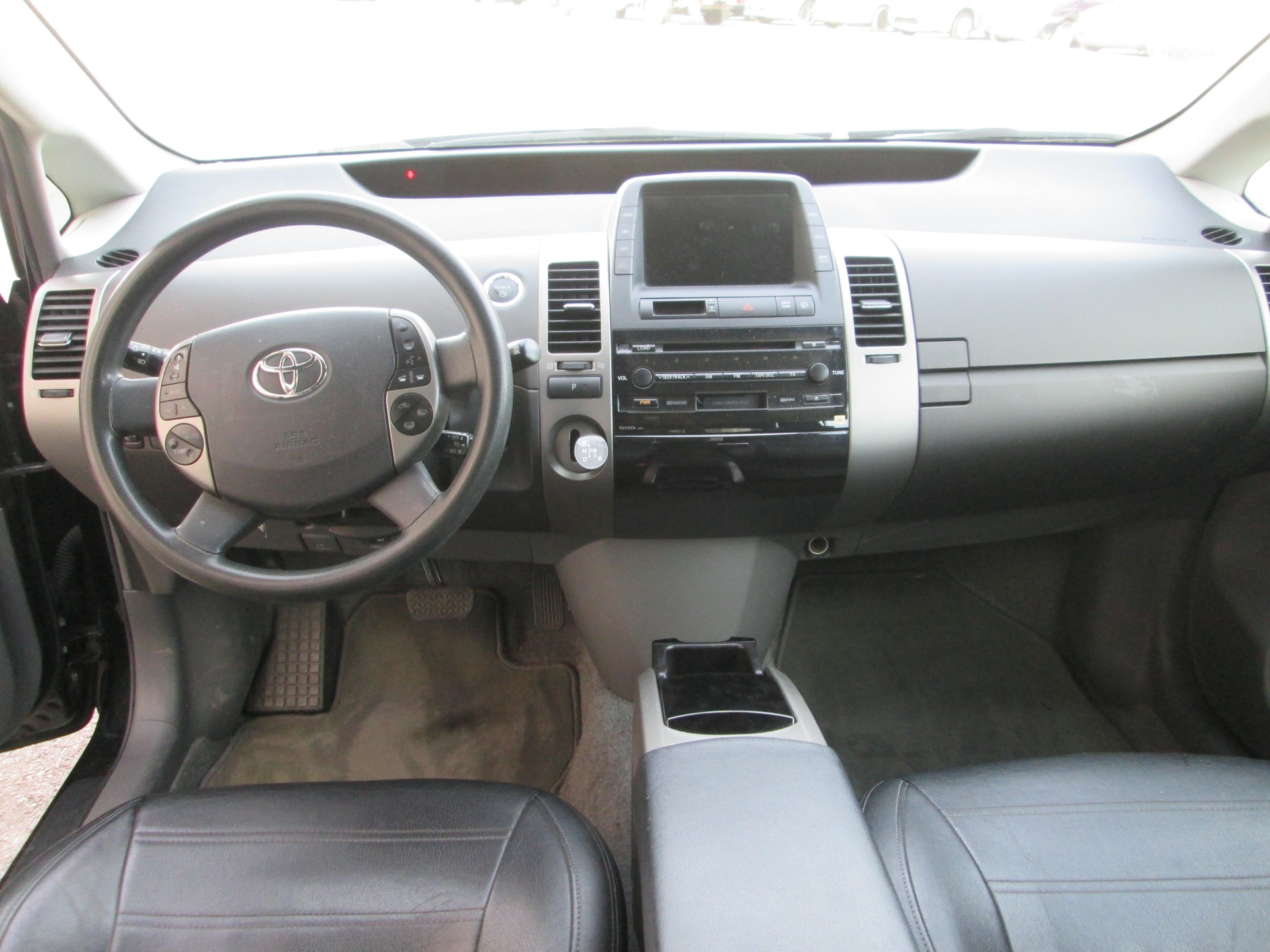 TOYOTA Prius 1.5 16V Hybrid-image-6