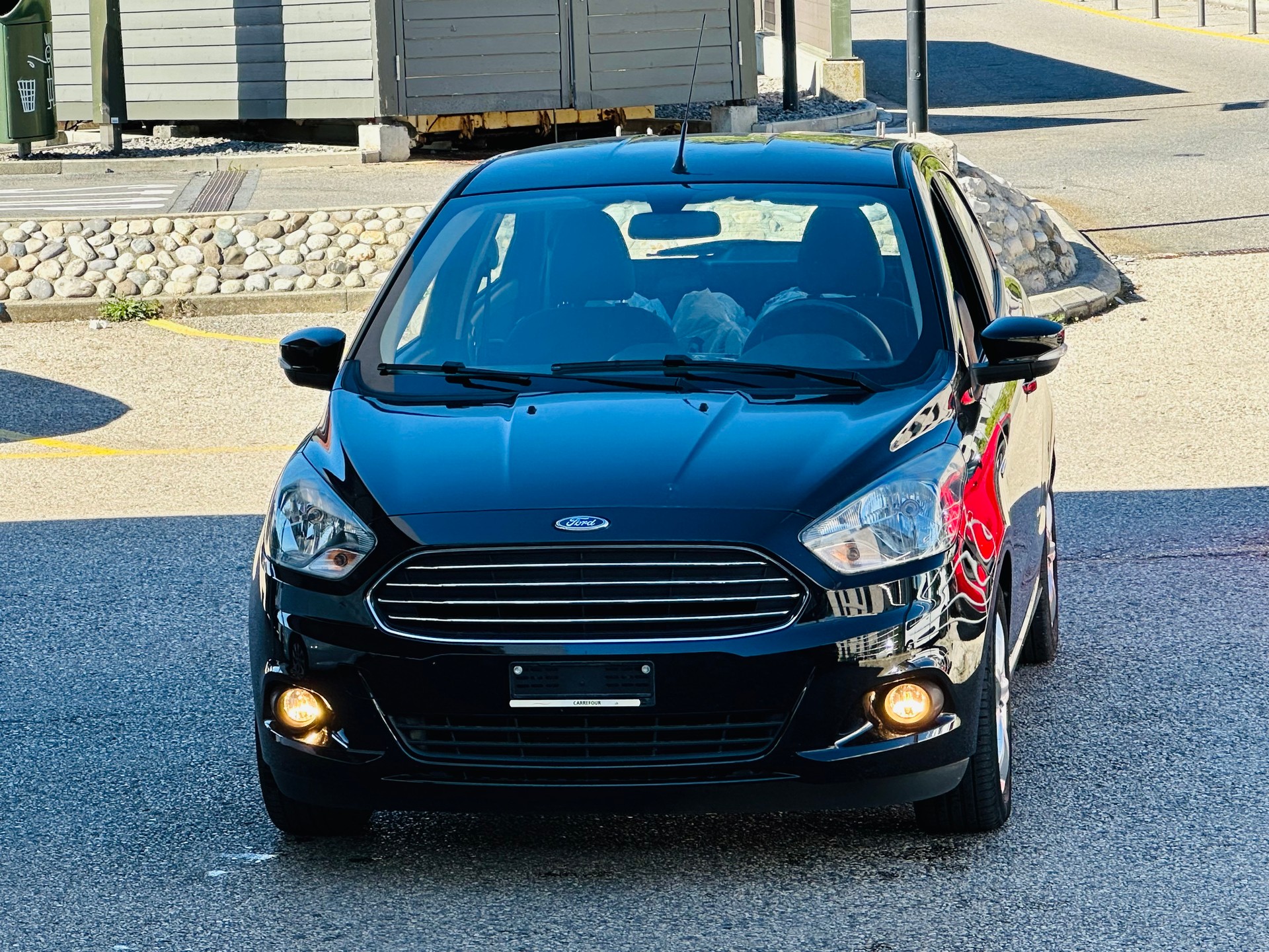 FORD KA+ 1.2 Ti-VCT Cool&Sound-image-2
