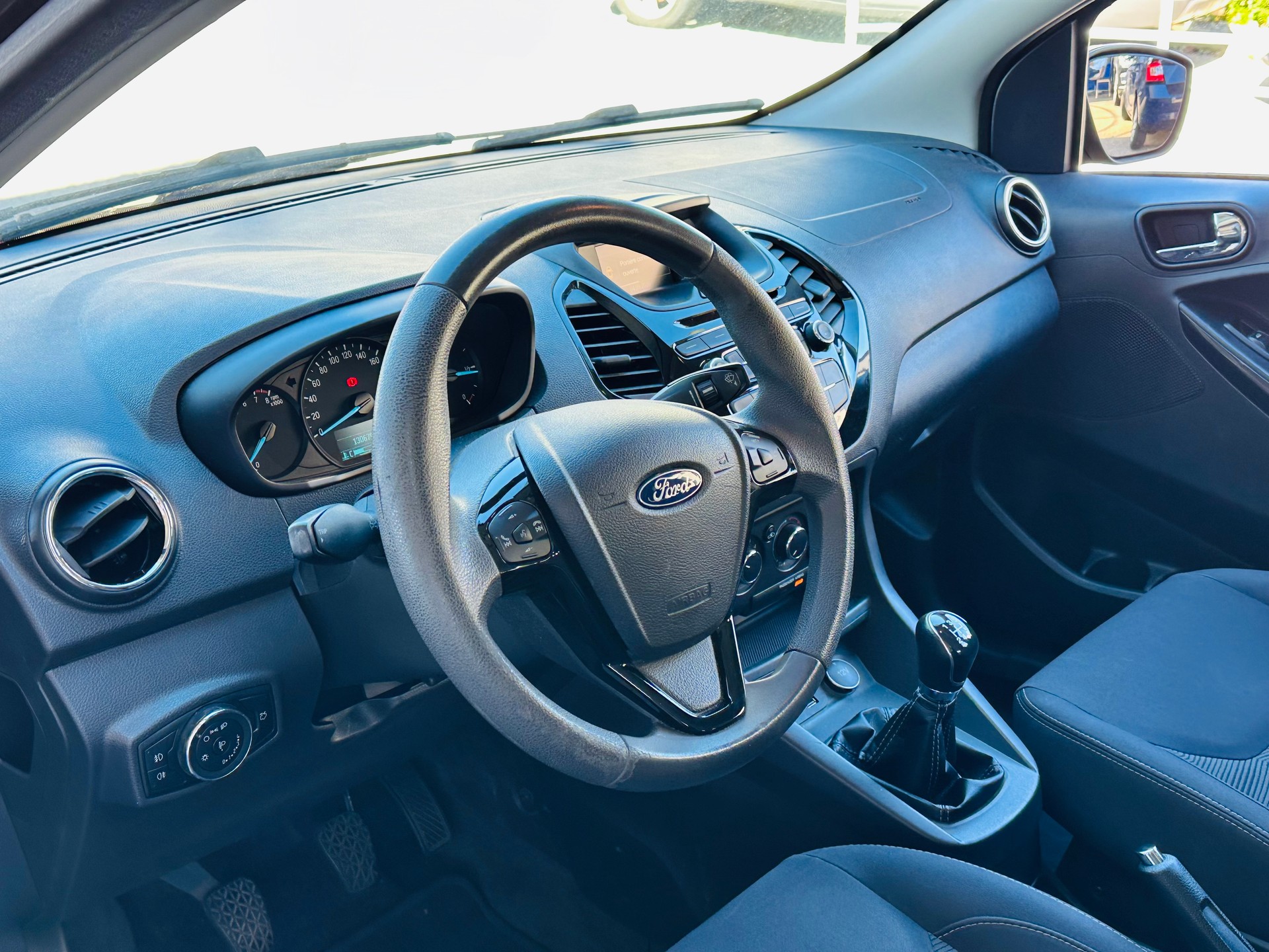 FORD KA+ 1.2 Ti-VCT Cool&Sound-image-8