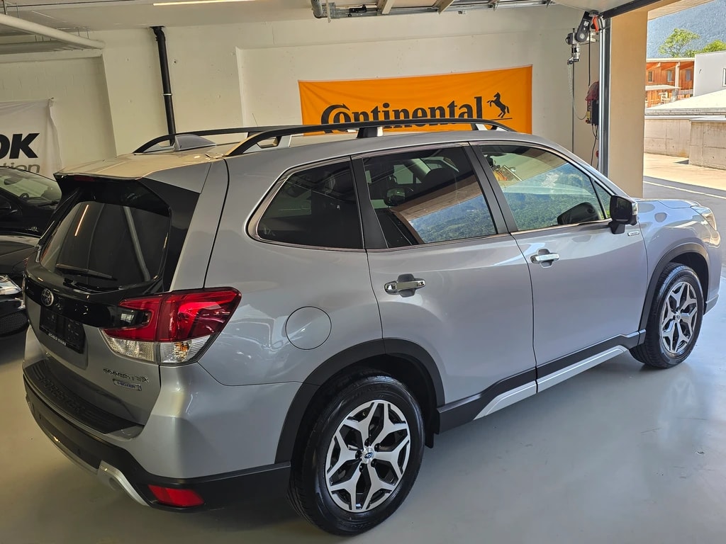 SUBARU Forester 2.0i Swiss Plus Lineartronic 8fache Alufelgen-image-4