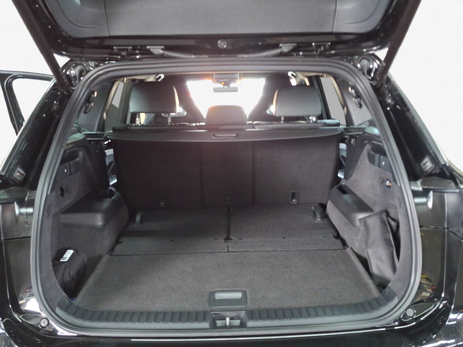 VW Tayron 2.0 TSI R-Line DSG 4Motion-image-12