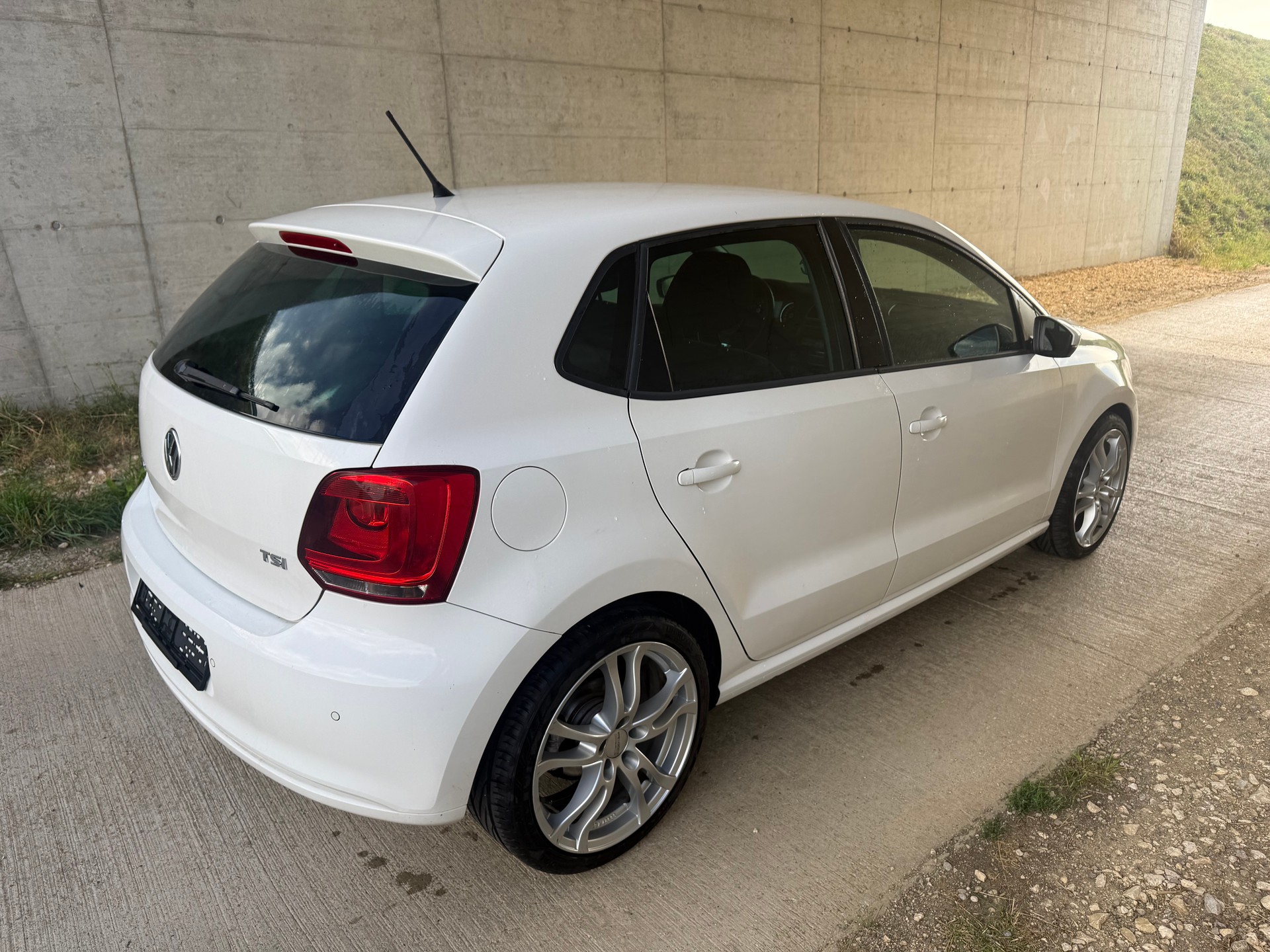 VW Polo 1.2 TSI Comfortline-image-4